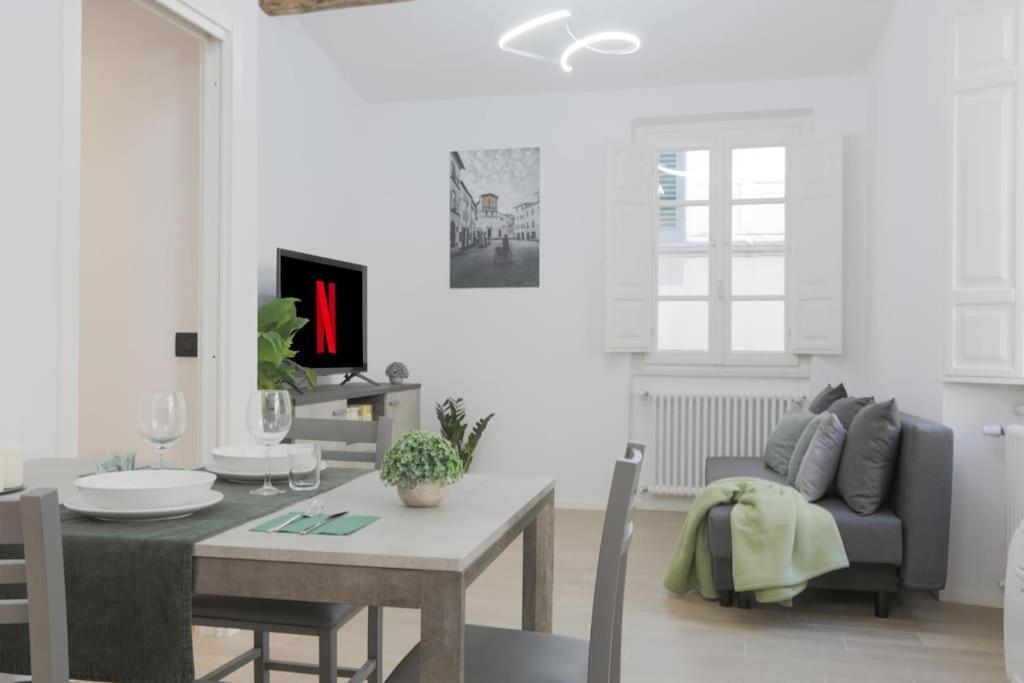 *New Attic*-Lucca Citycenter-Balcony-Netflix Exterior photo
