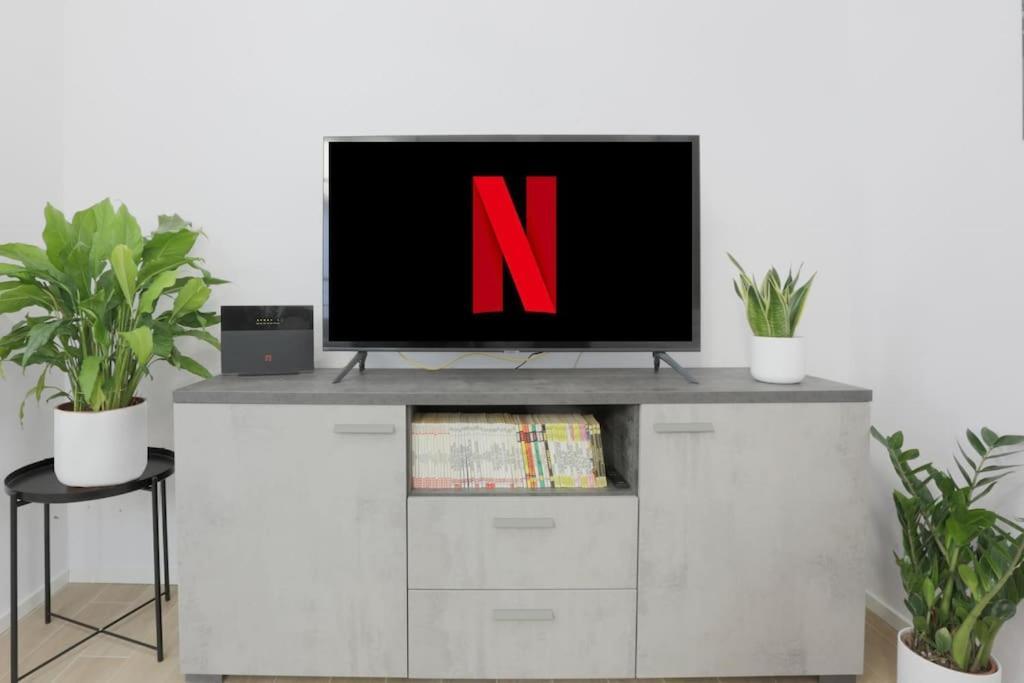 *New Attic*-Lucca Citycenter-Balcony-Netflix Exterior photo